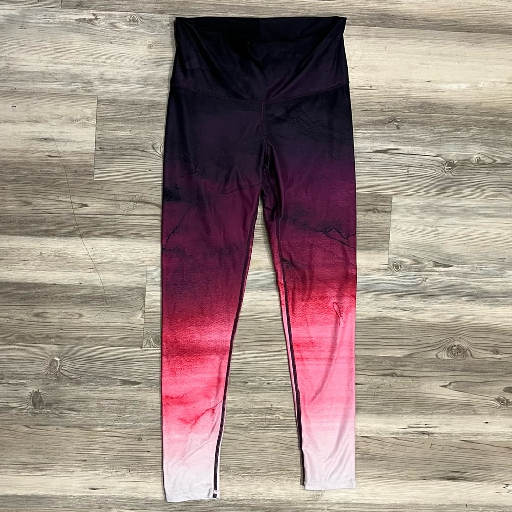 Women's Sol & Mane Yoga Pants Size Medium NWOT